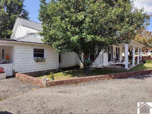 308 W Bellville, Marion, KY 42064