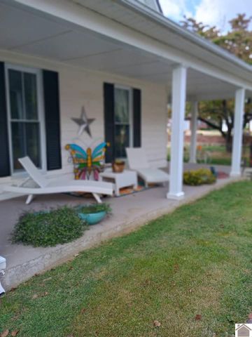308 W Bellville, Marion, KY 42064