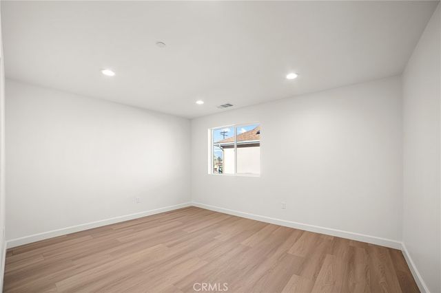 900 W Hert Street, Colton, CA 92324