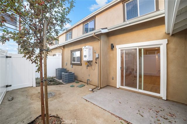 900 W Hert Street, Colton, CA 92324