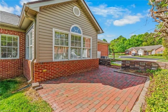 4408 Orchard Knob Lane, High Point, NC 27265
