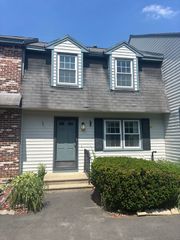 115 Stuart Ave 20, Dracut, MA 01826