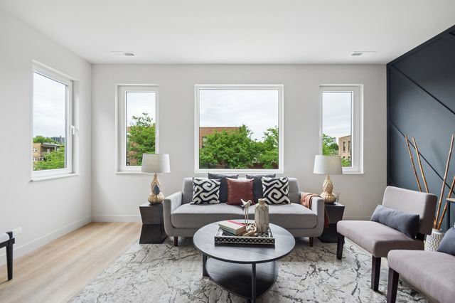 1108 S Western Avenue 3, Chicago, IL 60612