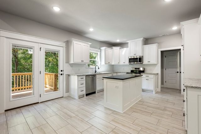 12 Angus Lane, Bella Vista, AR 72715