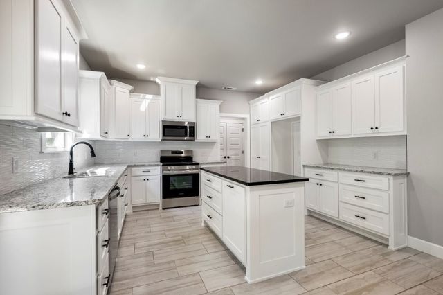 12 Angus Lane, Bella Vista, AR 72715