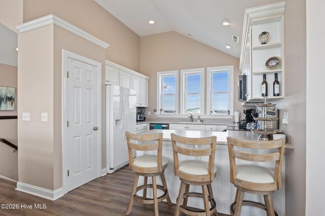 2009 Emerald Drive, Emerald Isle, NC 28594