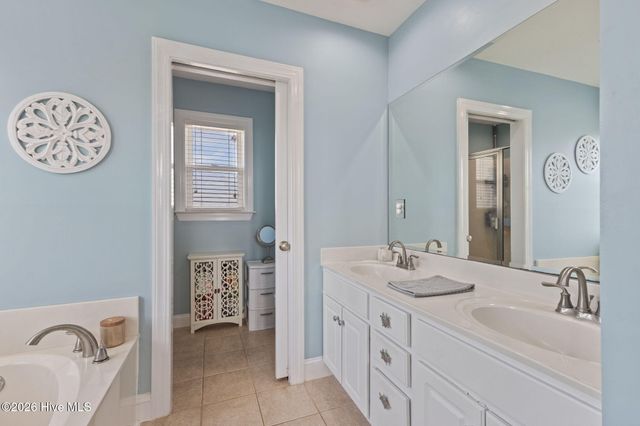 2009 Emerald Drive, Emerald Isle, NC 28594