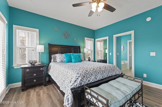 2009 Emerald Drive, Emerald Isle, NC 28594