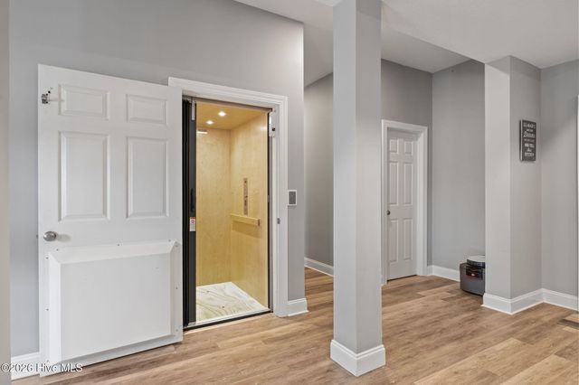 2009 Emerald Drive, Emerald Isle, NC 28594