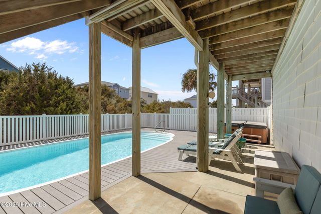 2009 Emerald Drive, Emerald Isle, NC 28594