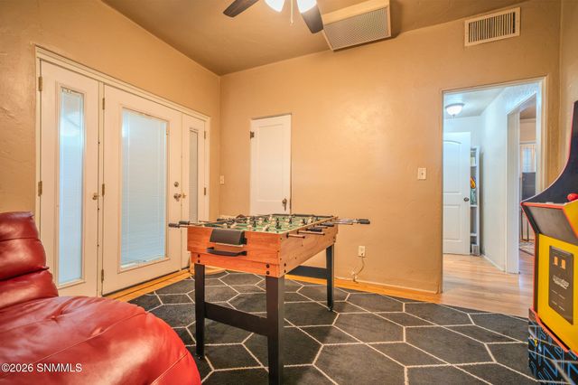 129 W Willoughby Avenue, Las Cruces, NM 88005