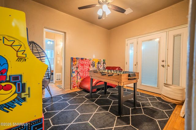 129 W Willoughby Avenue, Las Cruces, NM 88005