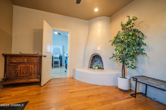 129 W Willoughby Avenue, Las Cruces, NM 88005