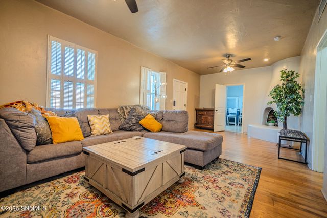 129 W Willoughby Avenue, Las Cruces, NM 88005