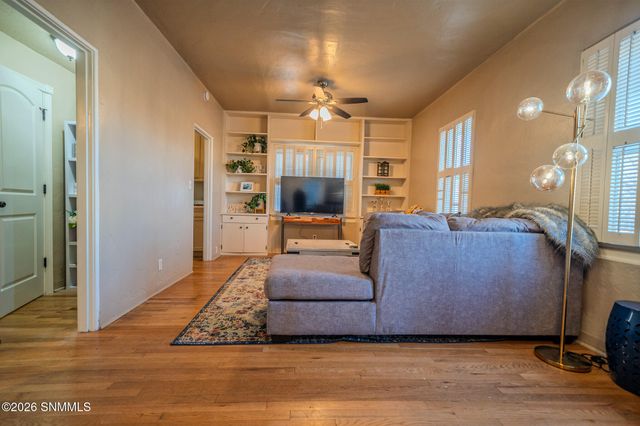 129 W Willoughby Avenue, Las Cruces, NM 88005