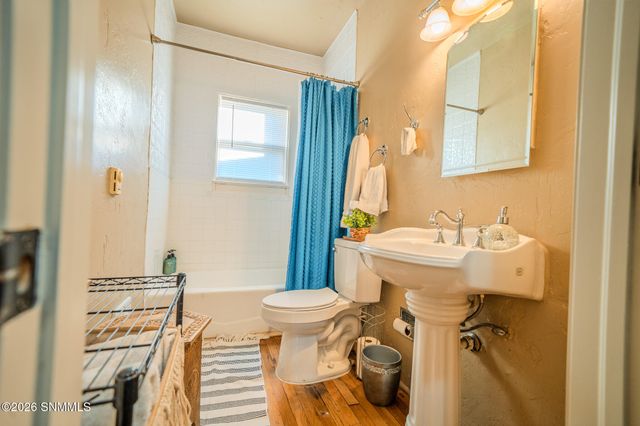 129 W Willoughby Avenue, Las Cruces, NM 88005