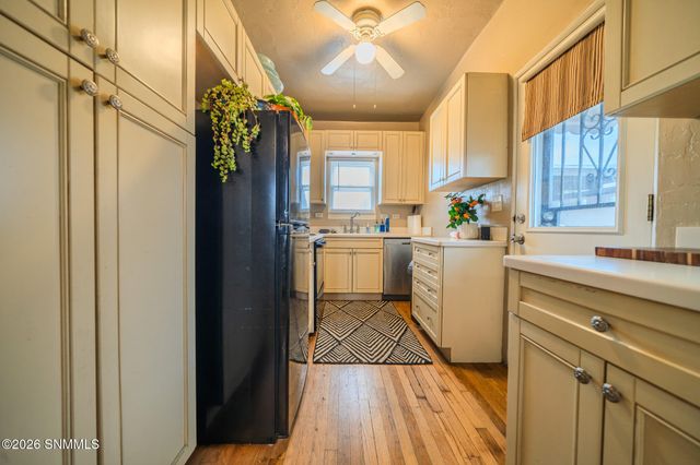 129 W Willoughby Avenue, Las Cruces, NM 88005