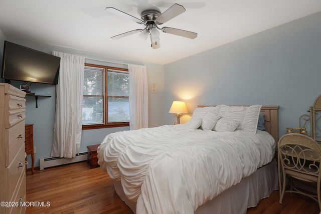 443 E Arverne Avenue, Ocean Gate, NJ 08740