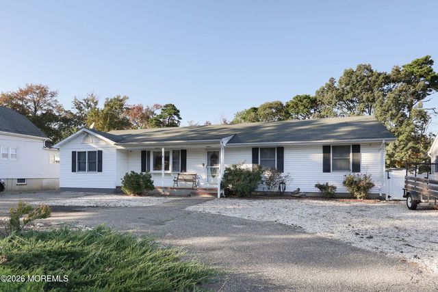 443 E Arverne Avenue, Ocean Gate, NJ 08740