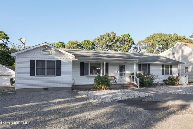 443 E Arverne Avenue, Ocean Gate, NJ 08740