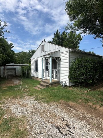 1920 Pembroke Street, Irving, TX 75060