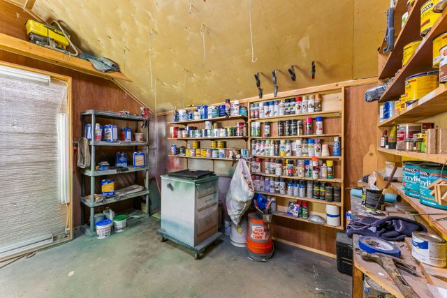 557 Forest Retreat Rd, Hendersonville, TN 37075