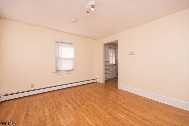 331 Milford Mt Pleasant Rd, Milford Boro, NJ 08848