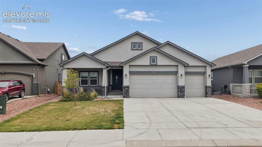 7209 Peachleaf Drive, Colorado Springs, CO 80925