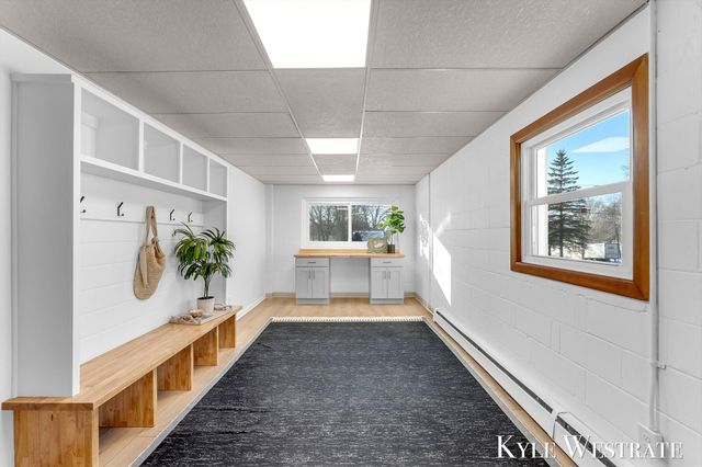 918 S Broas Street, Belding, MI 48809