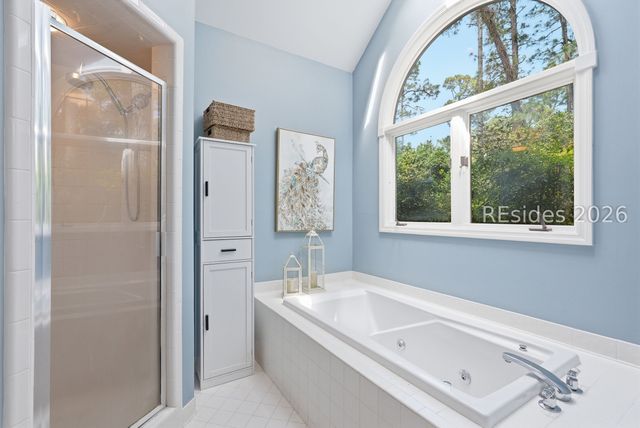 7 Foxhunt Dr, Hilton Head Island, SC 29926