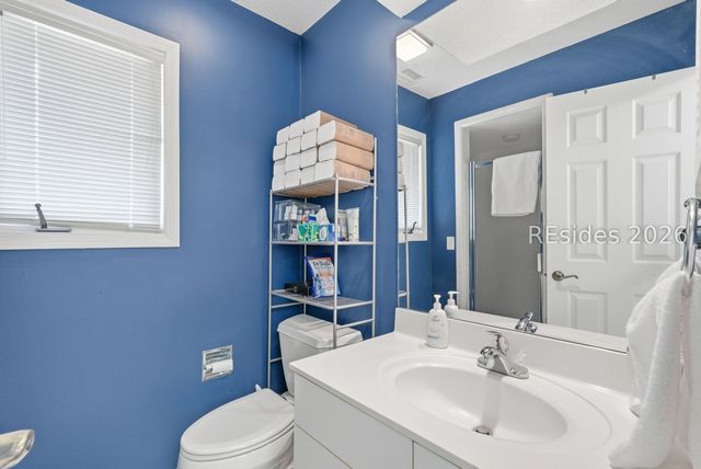 7 Foxhunt Dr, Hilton Head Island, SC 29926