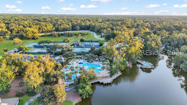 7 Foxhunt Dr, Hilton Head Island, SC 29926