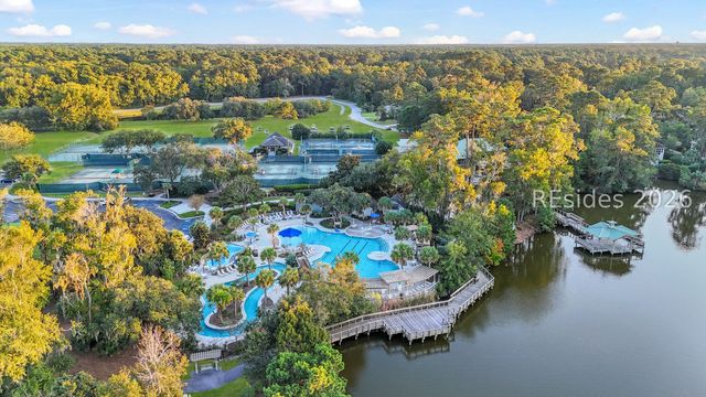 7 Foxhunt Dr, Hilton Head Island, SC 29926