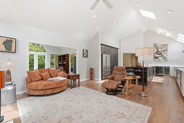 7 Foxhunt Dr, Hilton Head Island, SC 29926