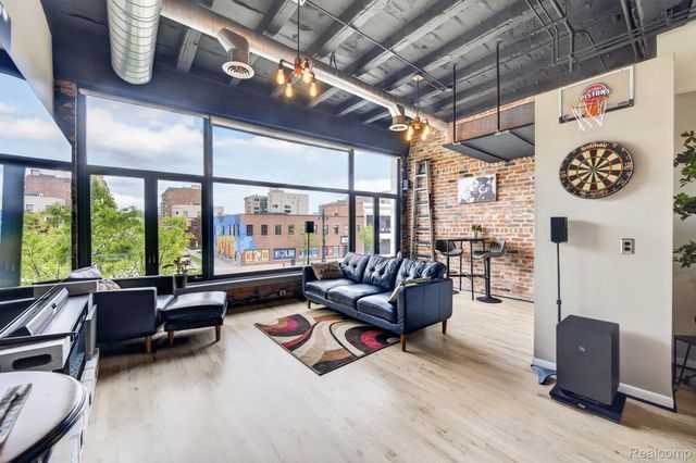 3139 Woodward Avenue 1, Detroit, MI 48201