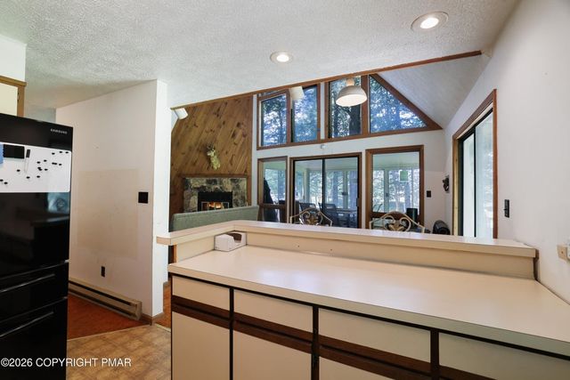 27 Longfellow Circle, Penn Forest Twp, PA 18210