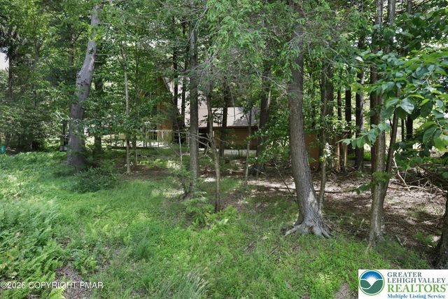27 Longfellow Circle, Penn Forest Twp, PA 18210