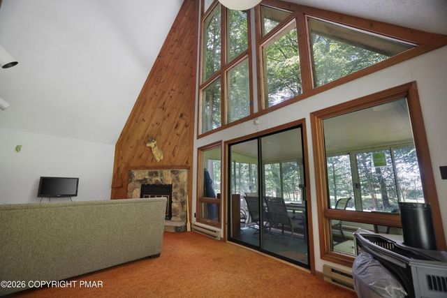 27 Longfellow Circle, Penn Forest Twp, PA 18210