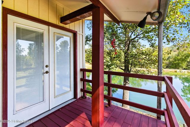 303 Quartermouse Rd, Shepherdsville, KY 40165