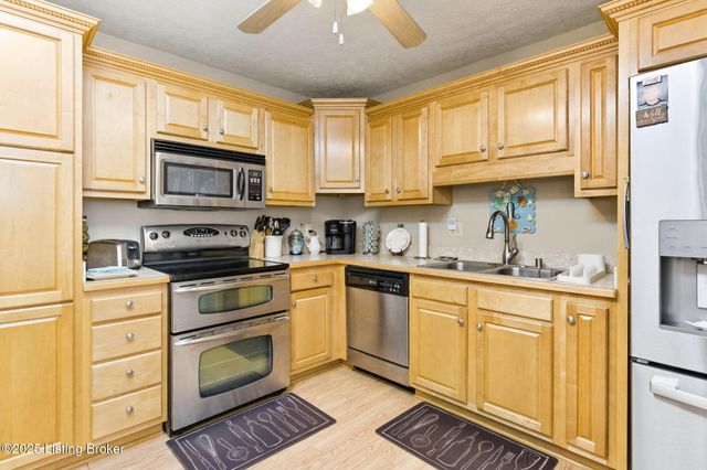 303 Quartermouse Rd, Shepherdsville, KY 40165