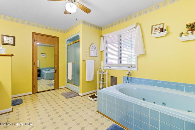 303 Quartermouse Rd, Shepherdsville, KY 40165