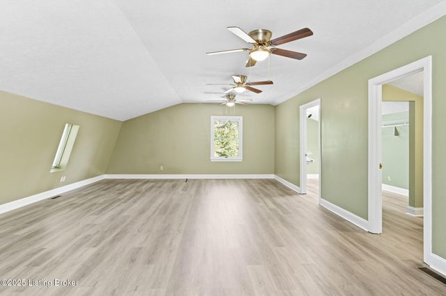 303 Quartermouse Rd, Shepherdsville, KY 40165