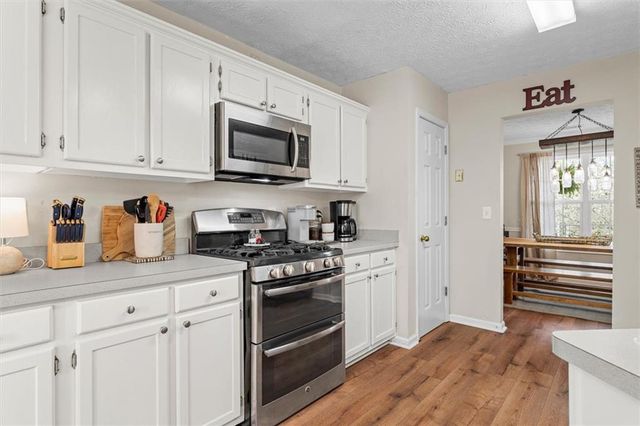 3460 Friendship Farm Drive, Buford, GA 30519