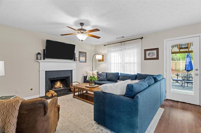 3460 Friendship Farm Drive, Buford, GA 30519