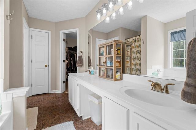 3460 Friendship Farm Drive, Buford, GA 30519