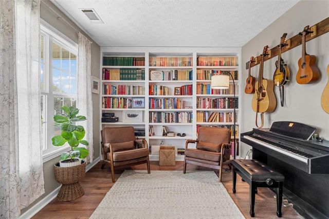 3460 Friendship Farm Drive, Buford, GA 30519