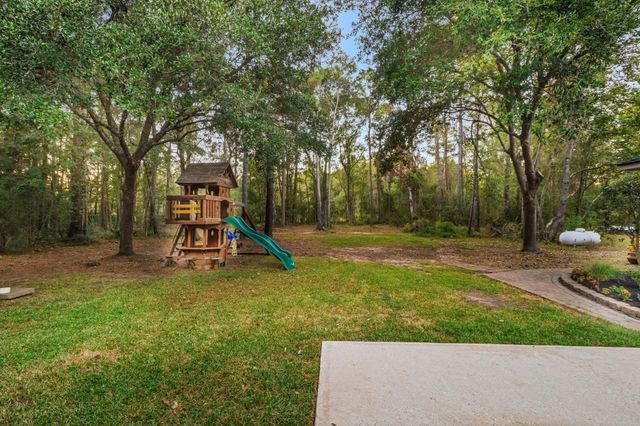 23989 Misty Lake Circle, New Caney, TX 77357