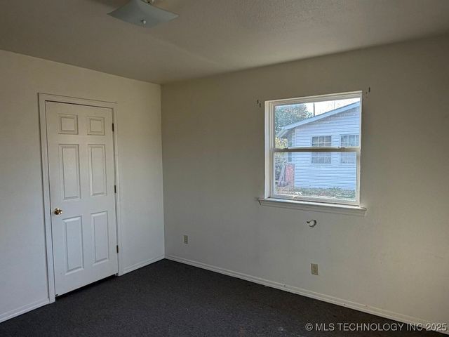 1509 E 4th Street, Okmulgee, OK 74447