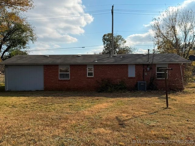 1509 E 4th Street, Okmulgee, OK 74447