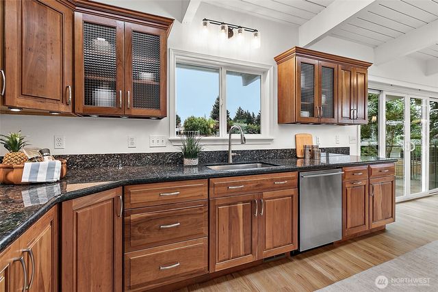 215 SW 178th Street, Normandy Park, WA 98166